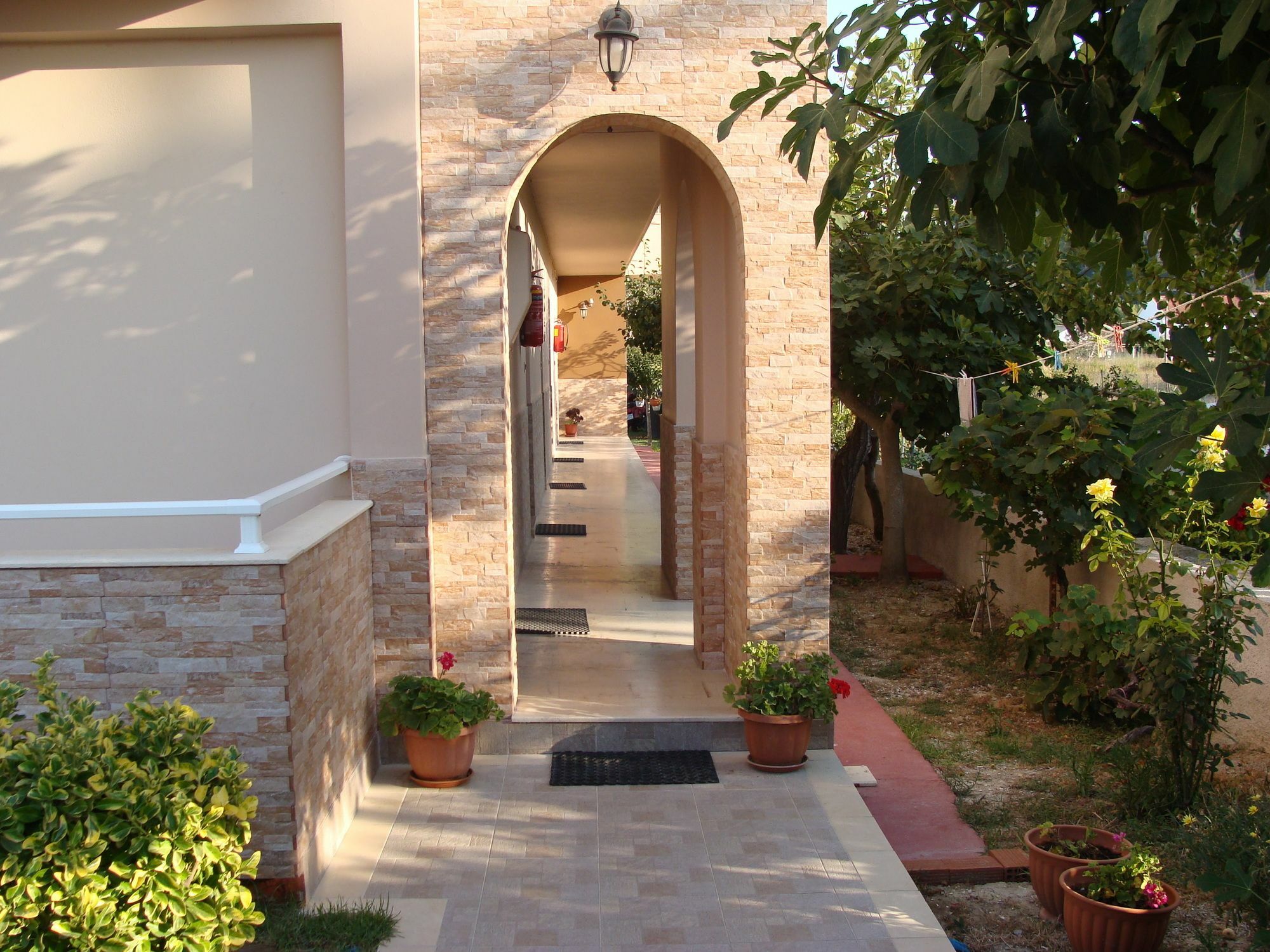 Toula'S Apartments Sidárion Exterior photo